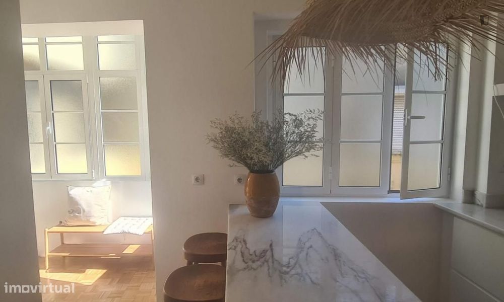 Quarto - localizado em Setubal