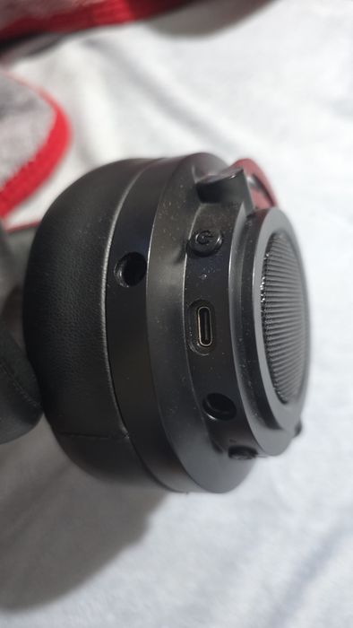 Fones aoc gh401 impecável