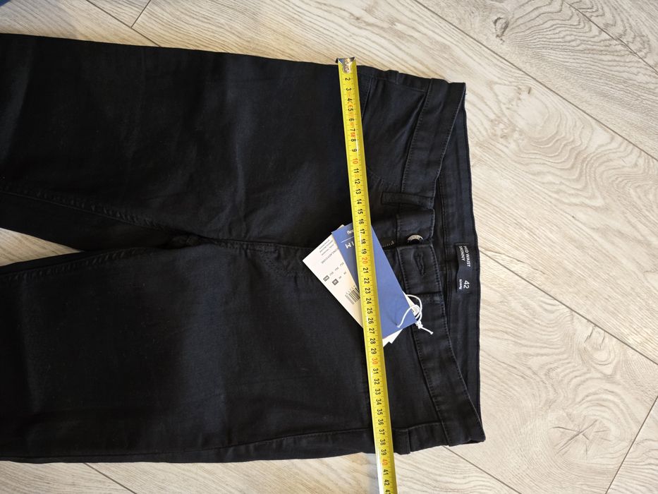 Spodnie z metką Sinsay 42