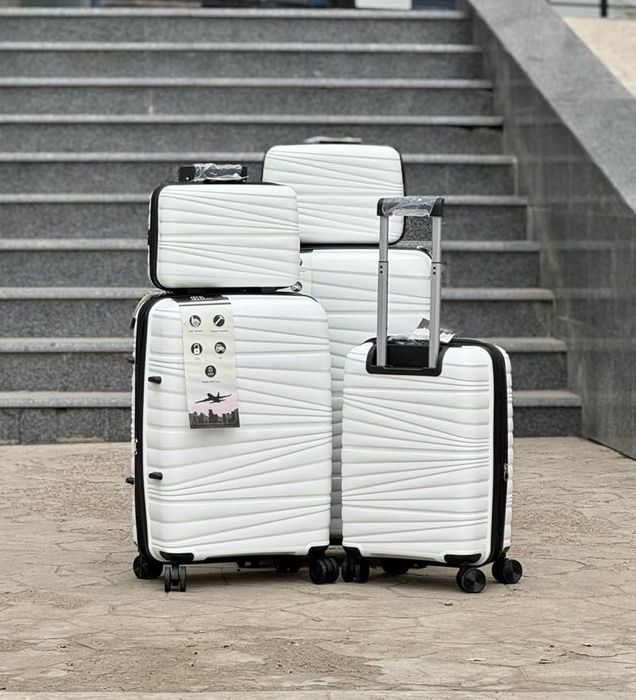 Валіза з розширенням MSB PP010 біла поліпропілен чемодан на колесах