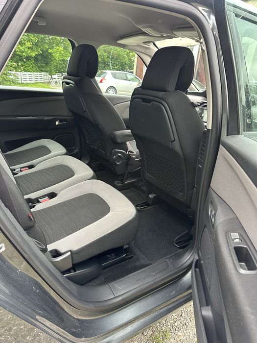 Citroen picasso.