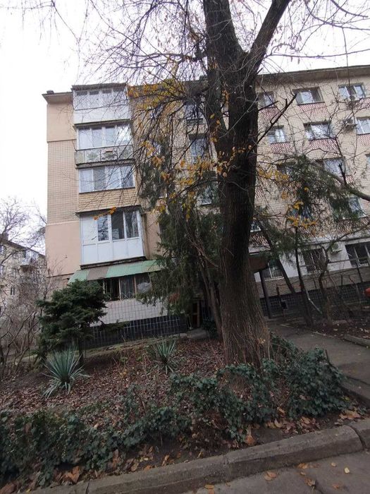 Продам квартиру рядом с парком Твена