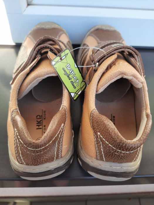 Nowe buty dziecięce na rzepy Haker, rozm.35, dł wkł.22cm