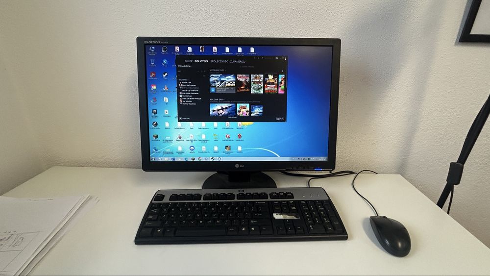 Komputer PC stacjonarny. Gotowy do Pracy i Rozrywki!