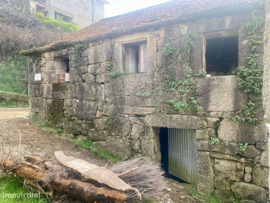 Moradia T2 para venda