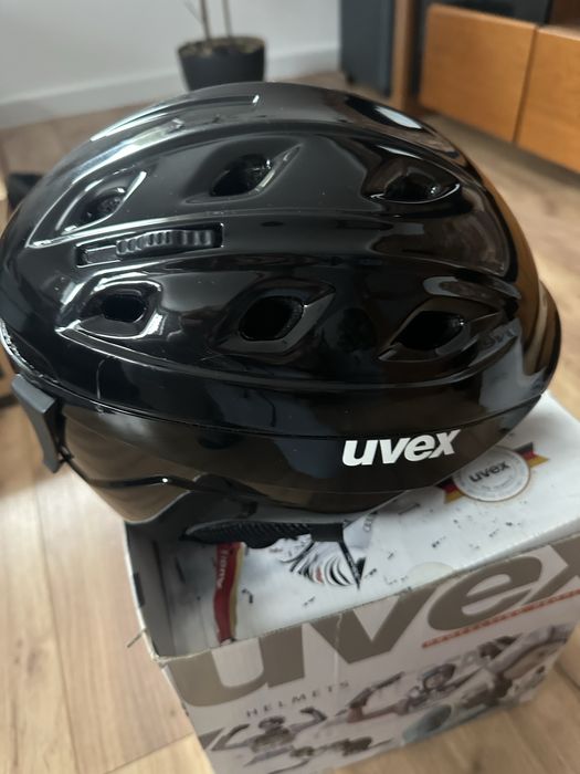 Kask narciarski Uvex + gogle