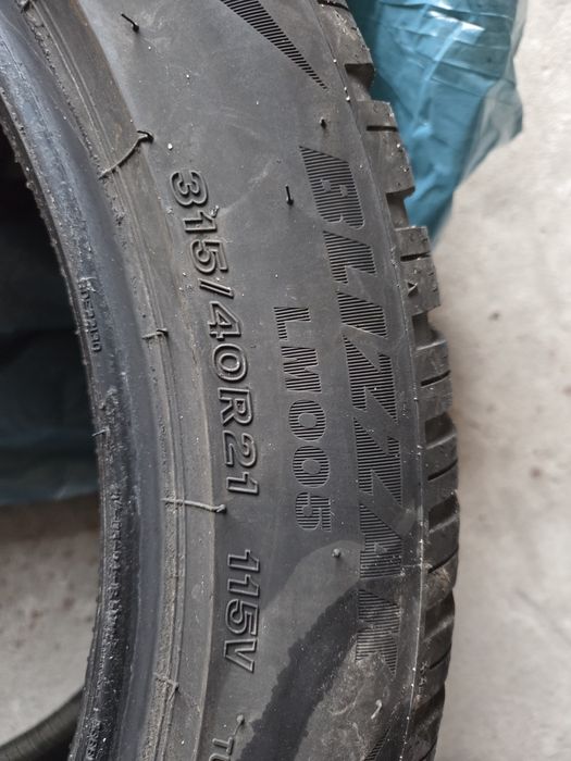Opona bridgestone blizzak Lm005 315/40 r21 MB GLE