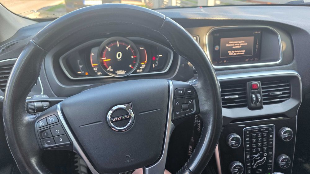 Sprzedam Volvo Cross Country - 2017