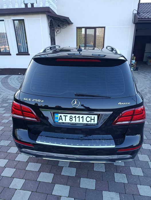 У продажу Мерседес GLE250