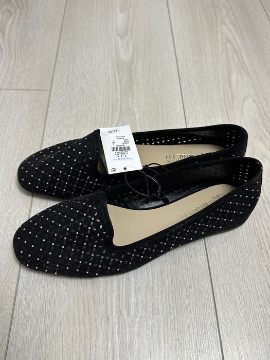 Балетки з камінням