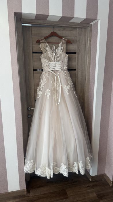 Свадебное платье, весільна сукня