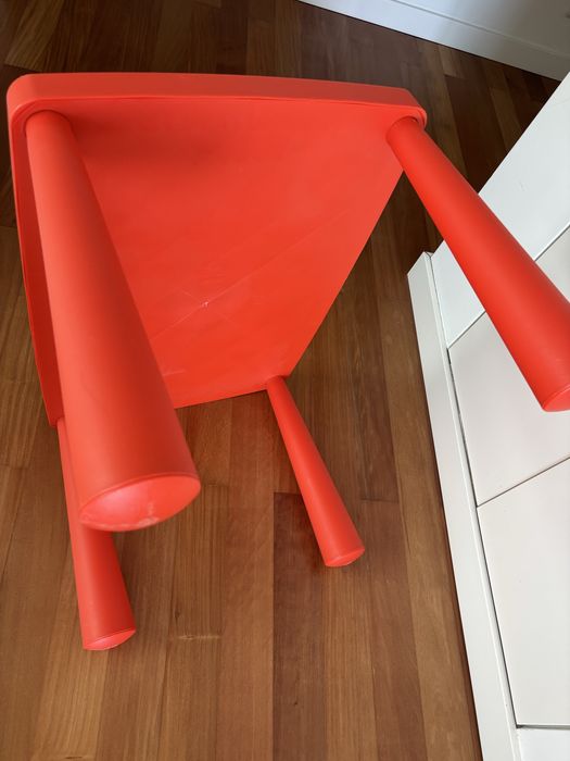 Mesa criança mammut Ikea vermelha