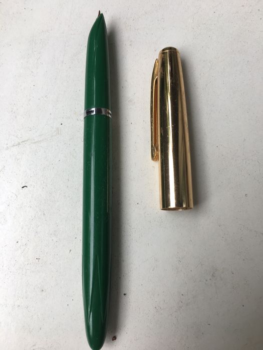 Авторучка с пером для чернил