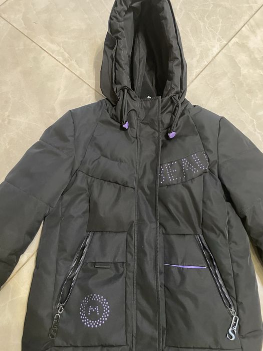 Продам теплу куртку для дівчинки