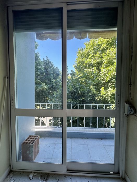 Janelas variadas - Alvalade