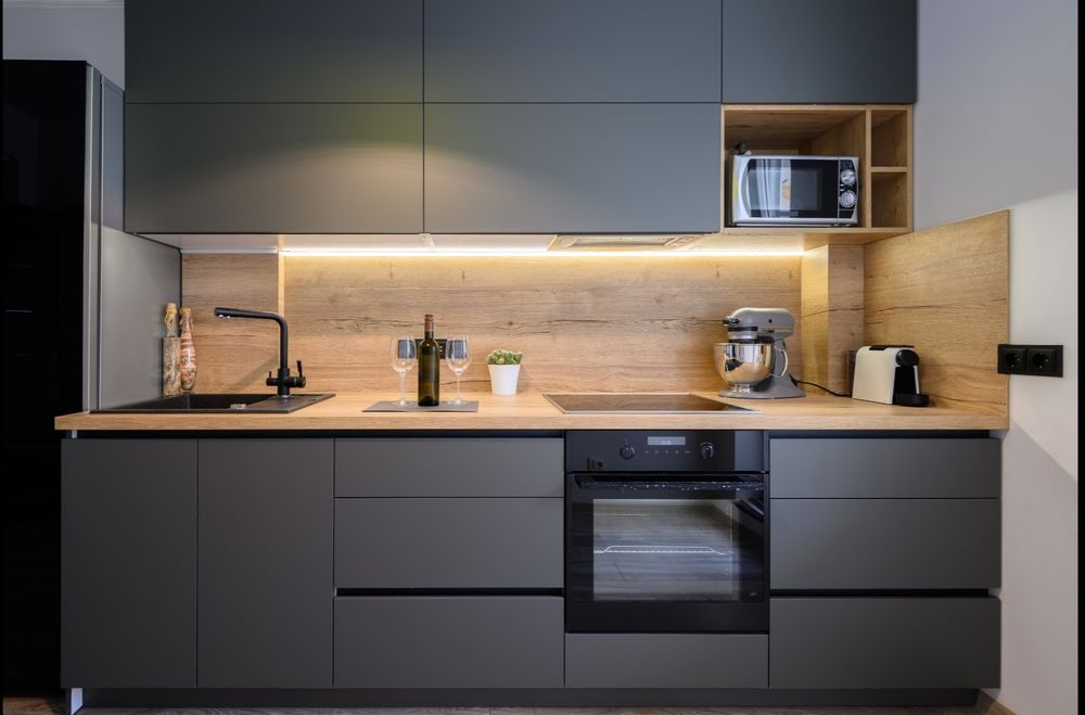 Meble na wymiar. Kuchnie szafy i inne zabudowy.