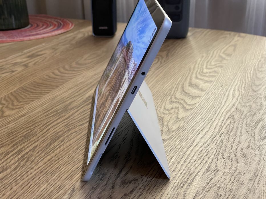 microsoft surface go 3 - купити планшети - Ціна на OLX.ua