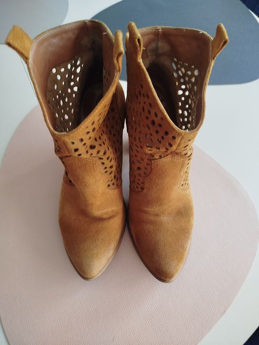 Damskie skórzane botki