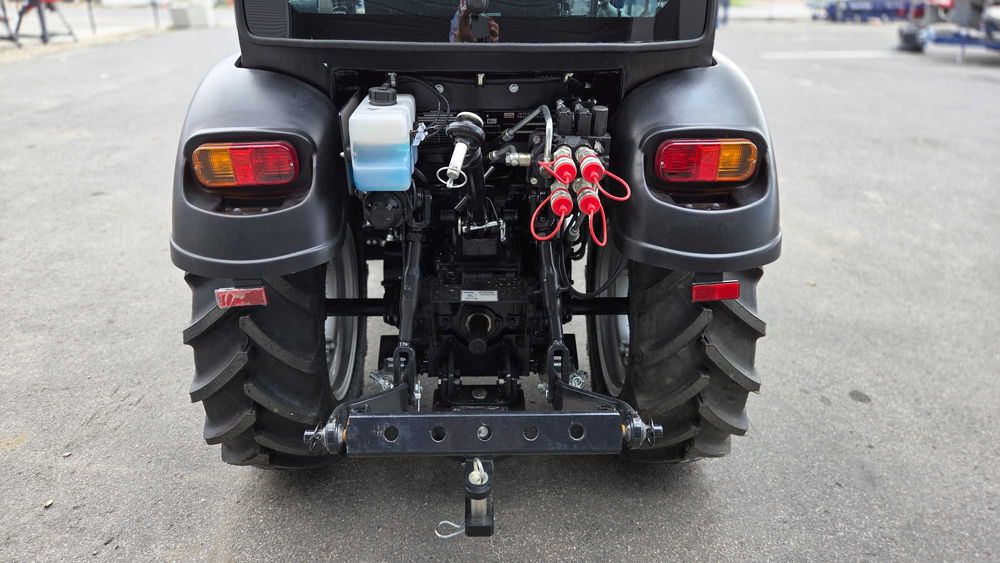 Ciągnik-mini Traktor Solis S 26 4x4 - Wersja HST z Kabiną