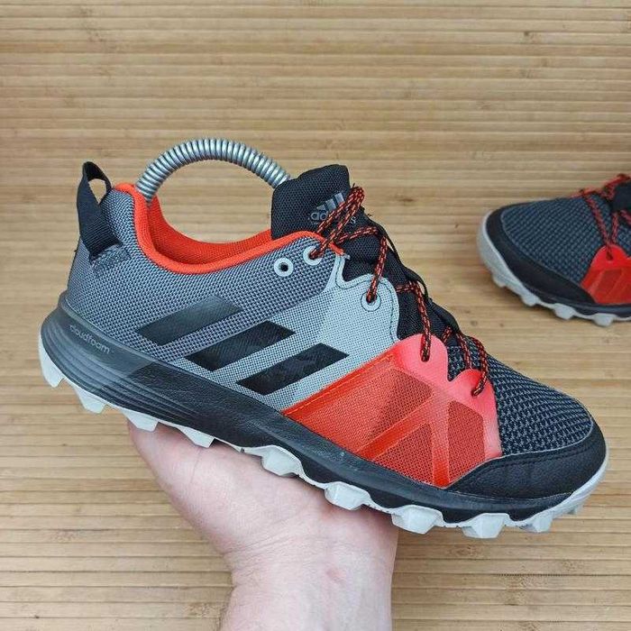 Кросівки Adidas Kanadia 8.1  Розмір 40,5 (25.5 см.)