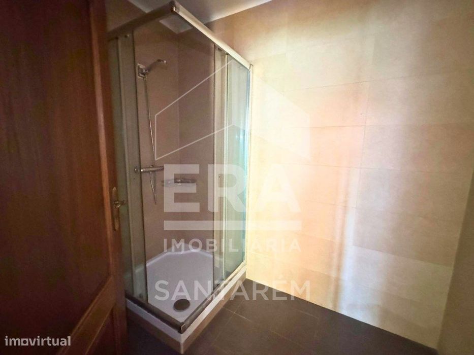 Apartamento T3 com varanda