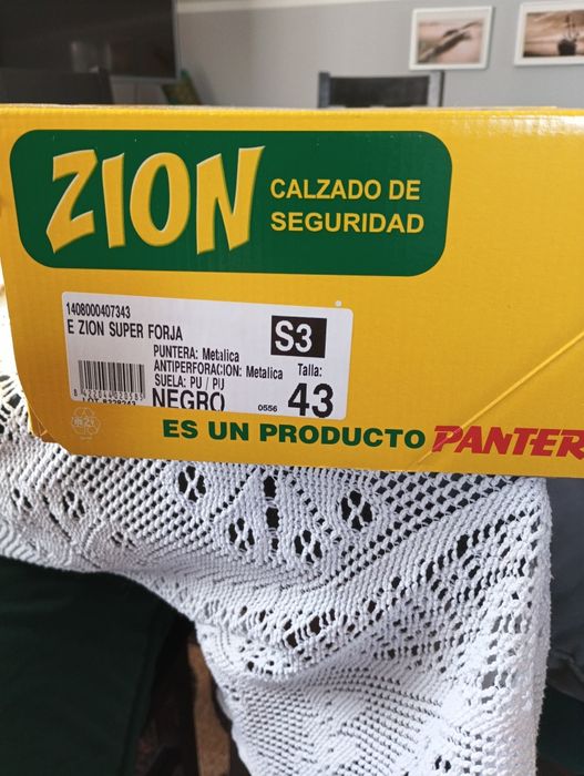 Buty spawalnicze rozmiar 43