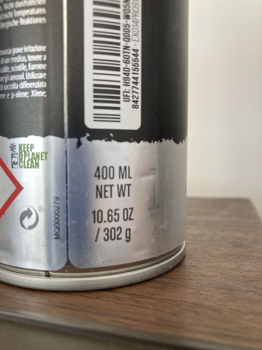 2 latas de tinta em spray intactas