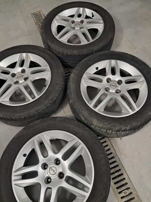 O4x alufelgi 16 " z oponami.