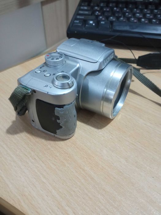 Фотоапарат панасонік