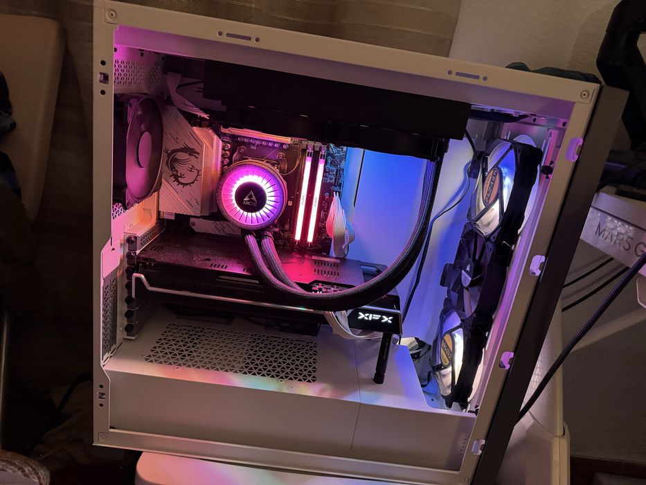 Troco por Lenovo Legion go 2  /Vendo pc gaming (praticamente topo de gama)