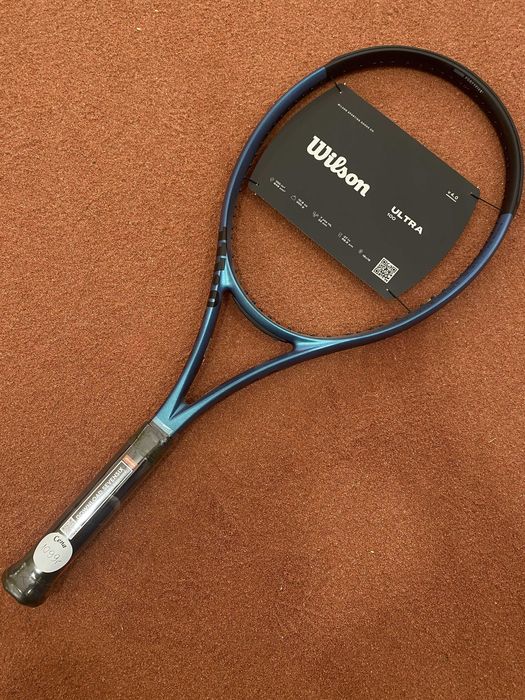 Rakieta Wilson Ultra 100 V4