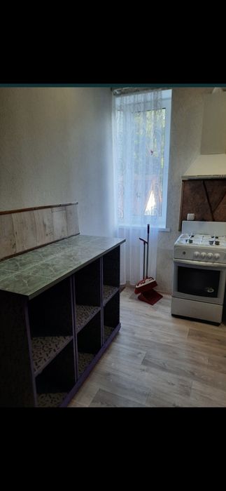 НАУ. Караваеві Дачі. Кімната під ключ. для 1 дівчини