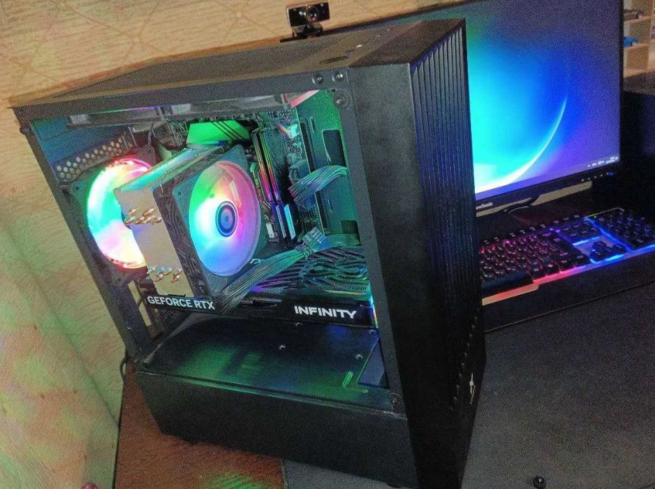 Продам Rtx 5060 ti на 16 гб