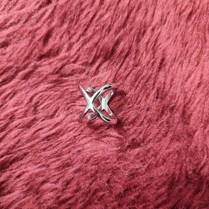 Nowe, ozdobne sprzączki do chusty