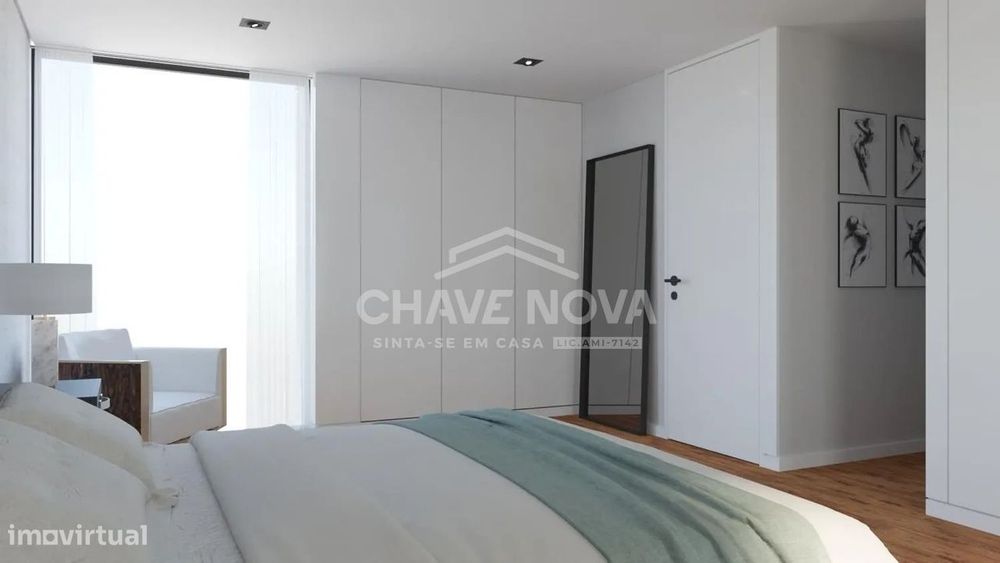 Moradia T3 Nova com Jardim Privativo