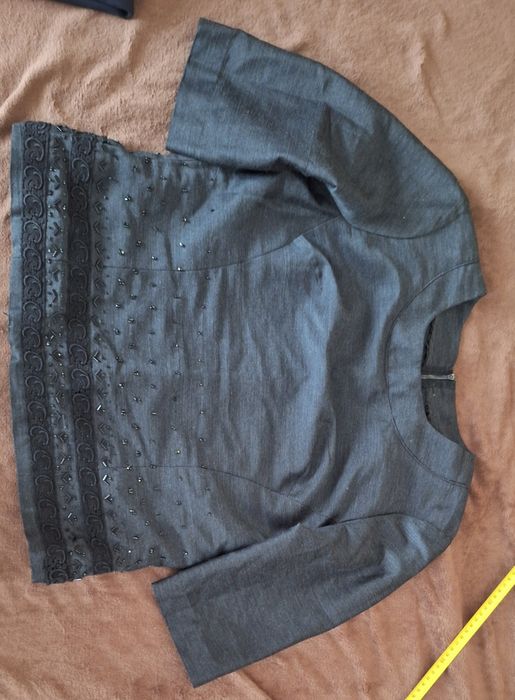 Bluzka czarna z cekinami