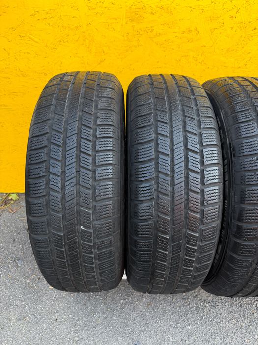 Шини Резина 215.70 R16 Genera Зима