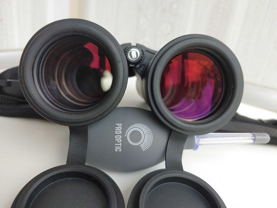 Біноклі ZEISS Conquest 15x45 T*  Bushnell ENGAGE 10x42