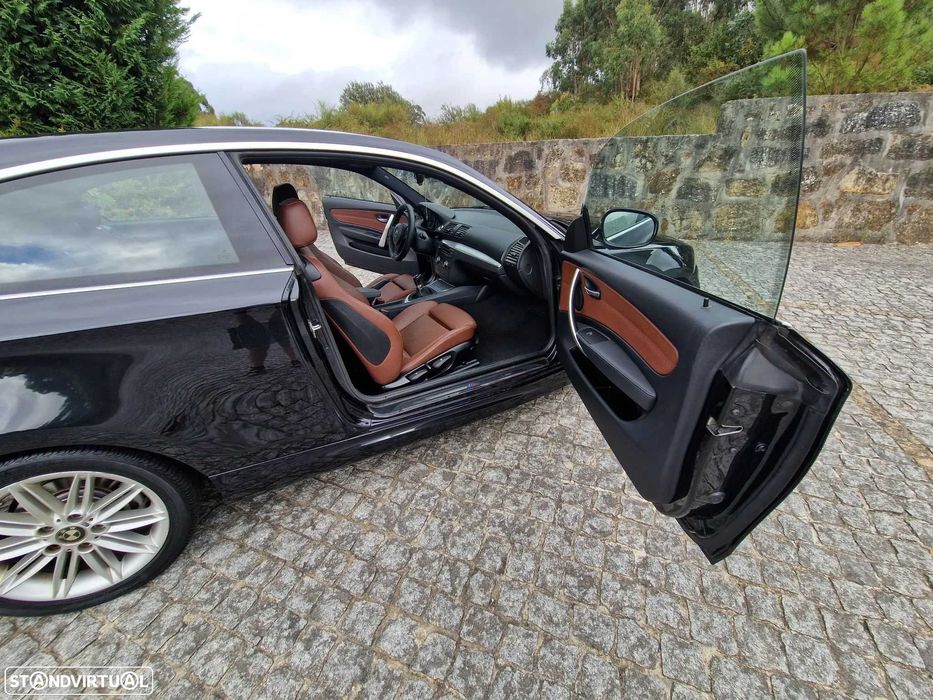 Vendo BMW Série 1 Coupé bem estimado e em óptimas condições gerais.