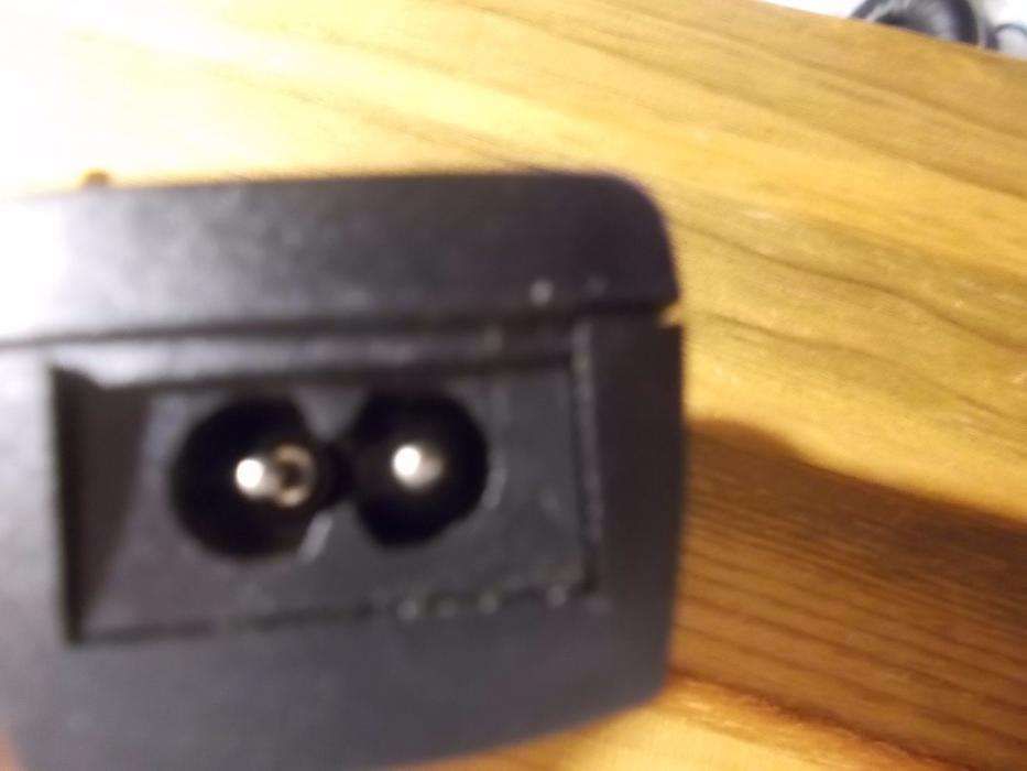 Carregador telemóvel Ericsson