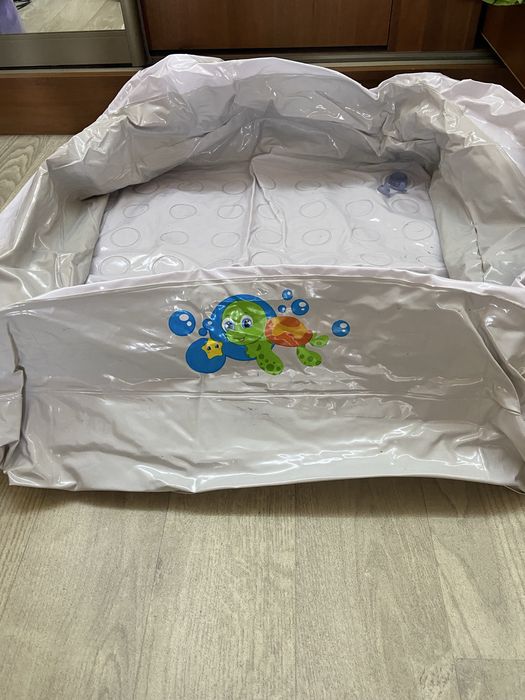 Продам дитячий басейн