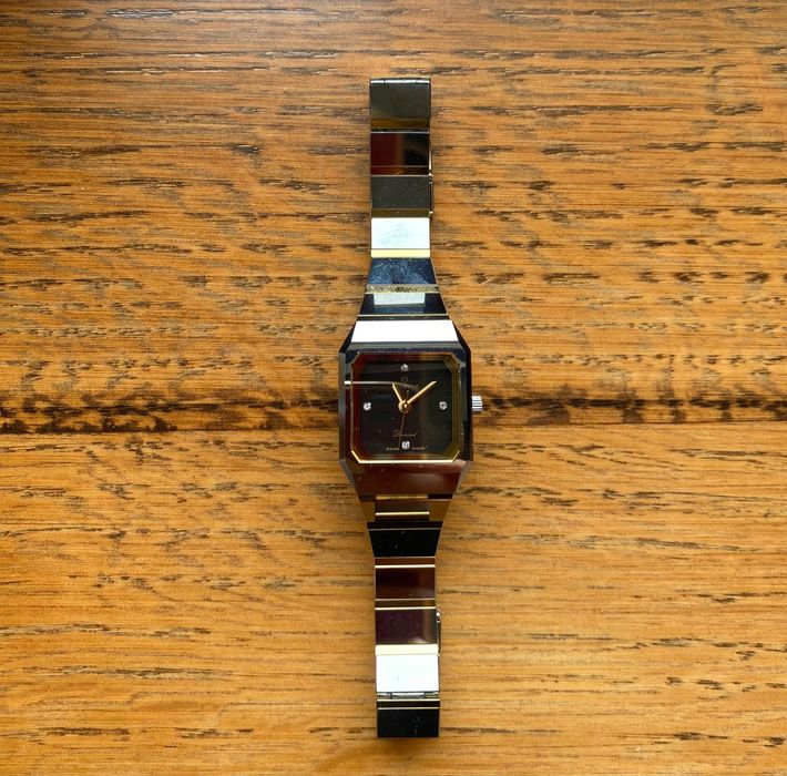 Candino sintrock diamond годинник