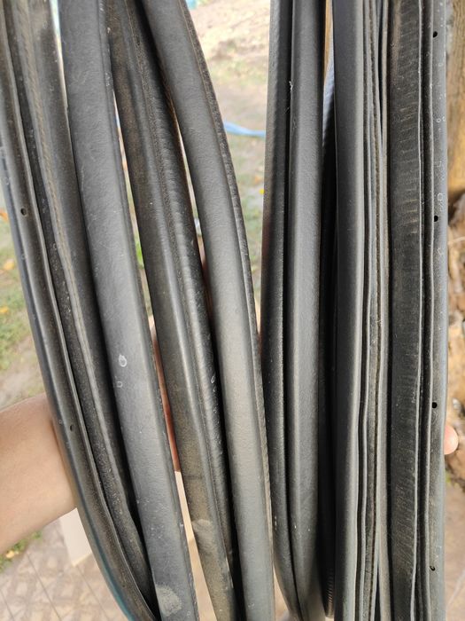 Уплотнитель двери outlander 3