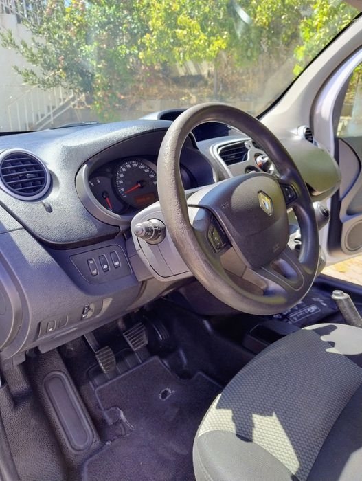 Carrinha Renault Kangoo .