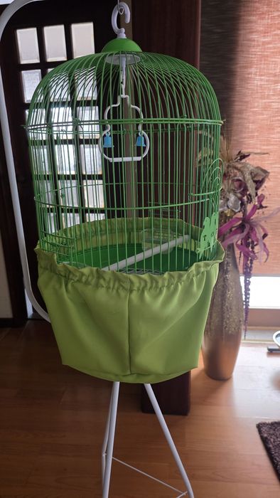 Gaiola com suporte