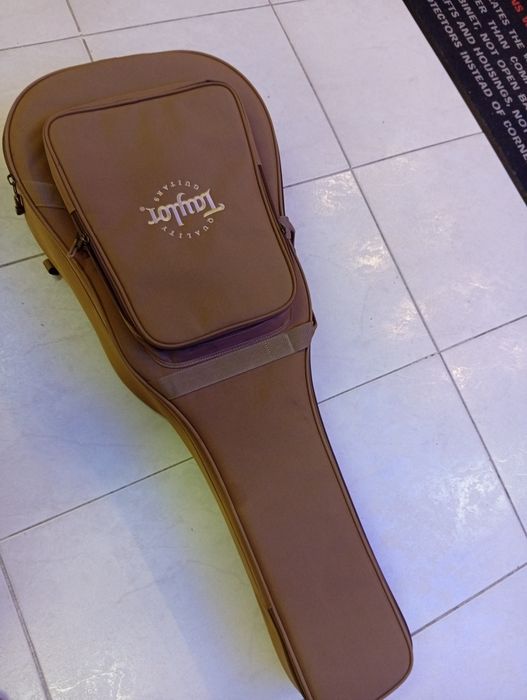 Guitarra Taylor 214ce