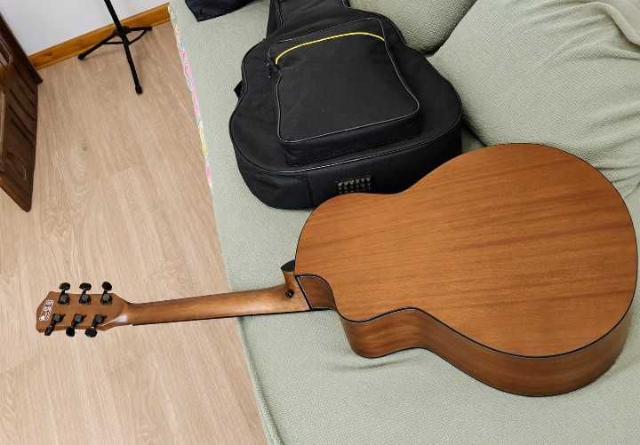 Guitarra Acústica