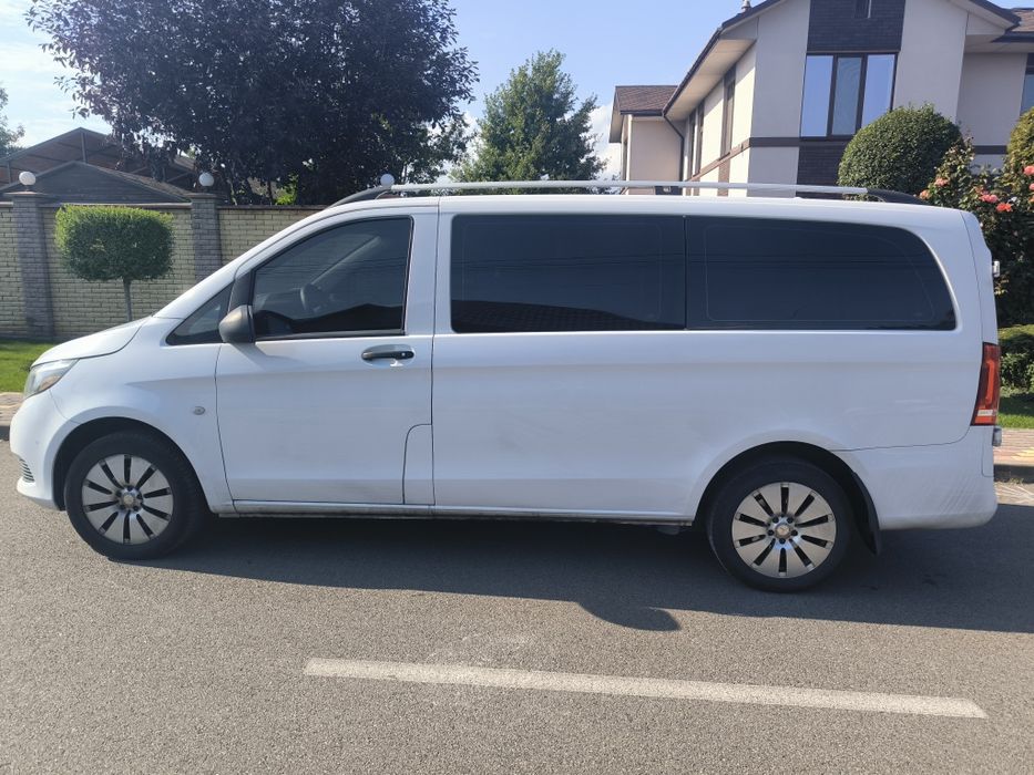 Mercedes Metris / Vito 447 long бус бензин автомат