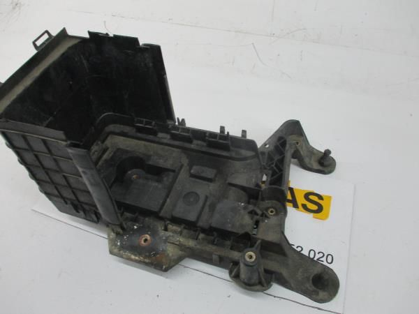 Base / caixa da bateria VOLKSWAGEN Caddy III (2K, 2C)