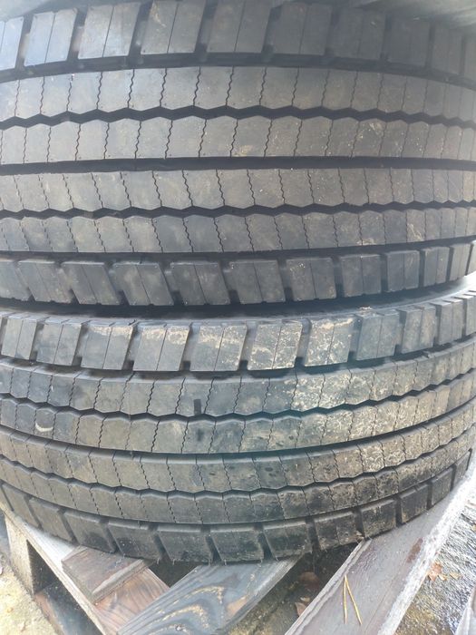 Sprzedam Opony Ciężarowe